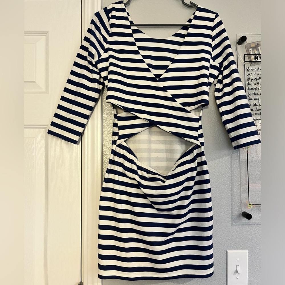 Billabong Striped Bodycon Cutout dress, navy/white